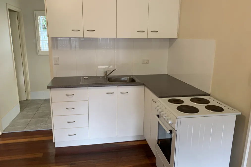3/2 Callaghan Street, East Ipswich, QLD, 4305 - Image 2