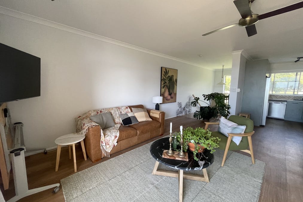 4/14 Rowland Street, North Ward, QLD, 4810 - Image 2