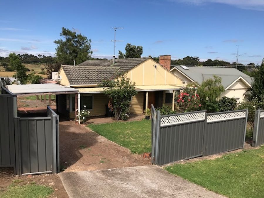 3 Mount Baimbridge Road, Hamilton, VIC, 3300 - Image 1