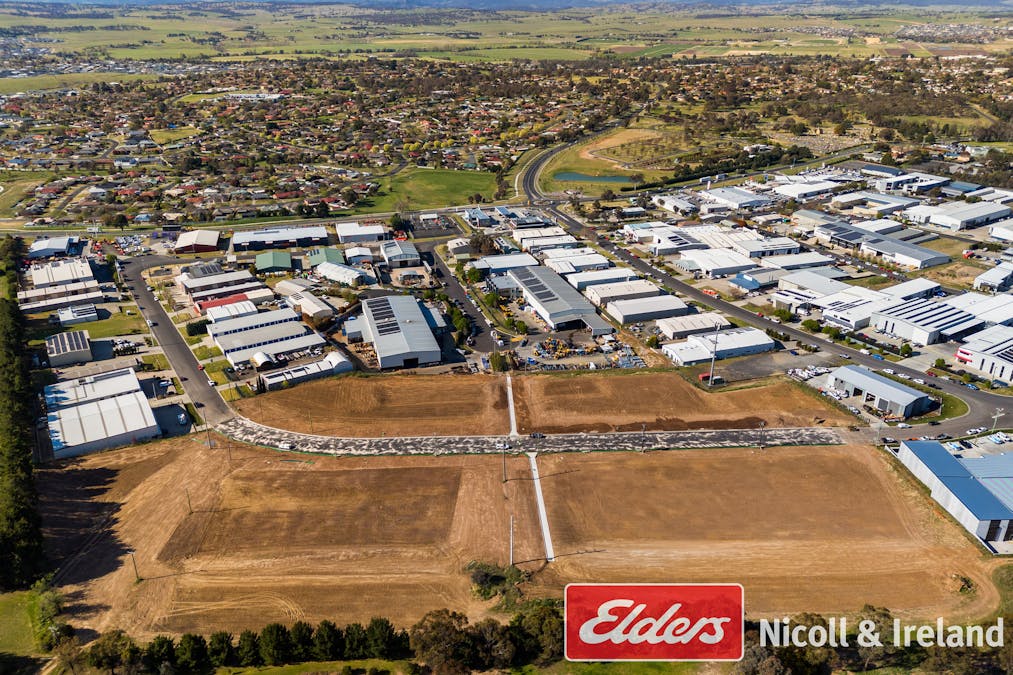 8/Corporation Avenue, Robin Hill, NSW, 2795 - Image 2