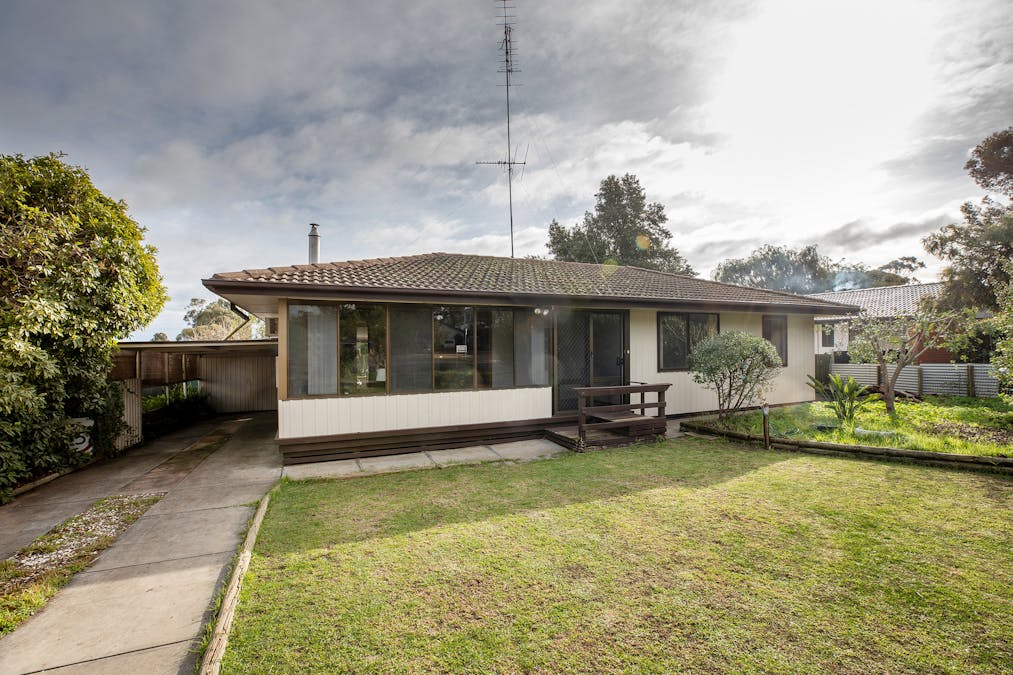 86 Cedar Avenue, Naracoorte, SA, 5271 - Image 1