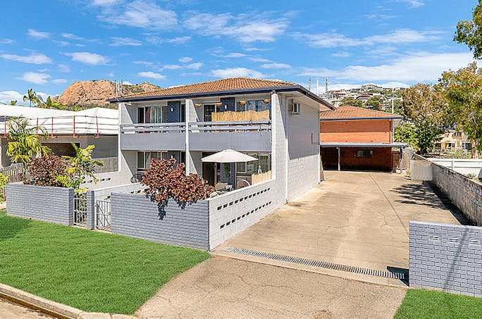3/70 Cook Street, North Ward, QLD, 4810 - Image 1