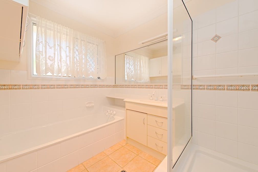 2/8 Carmen Street, Kearneys Spring, QLD, 4350 - Image 6