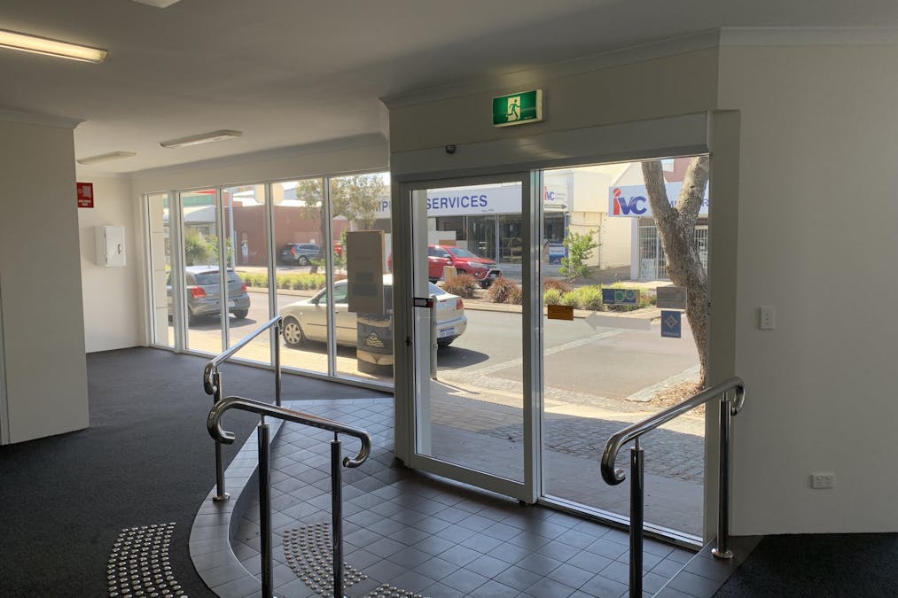 13 Stirling Street, Bunbury, WA, 6230 - Image 5