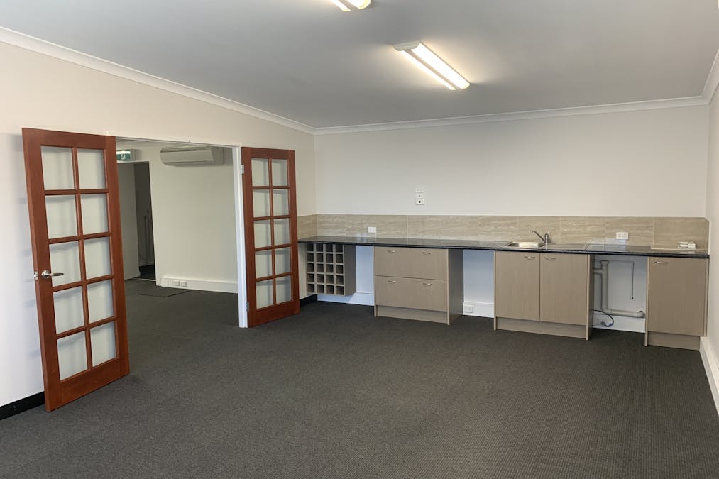 13 Stirling Street, Bunbury, WA, 6230 - Image 6