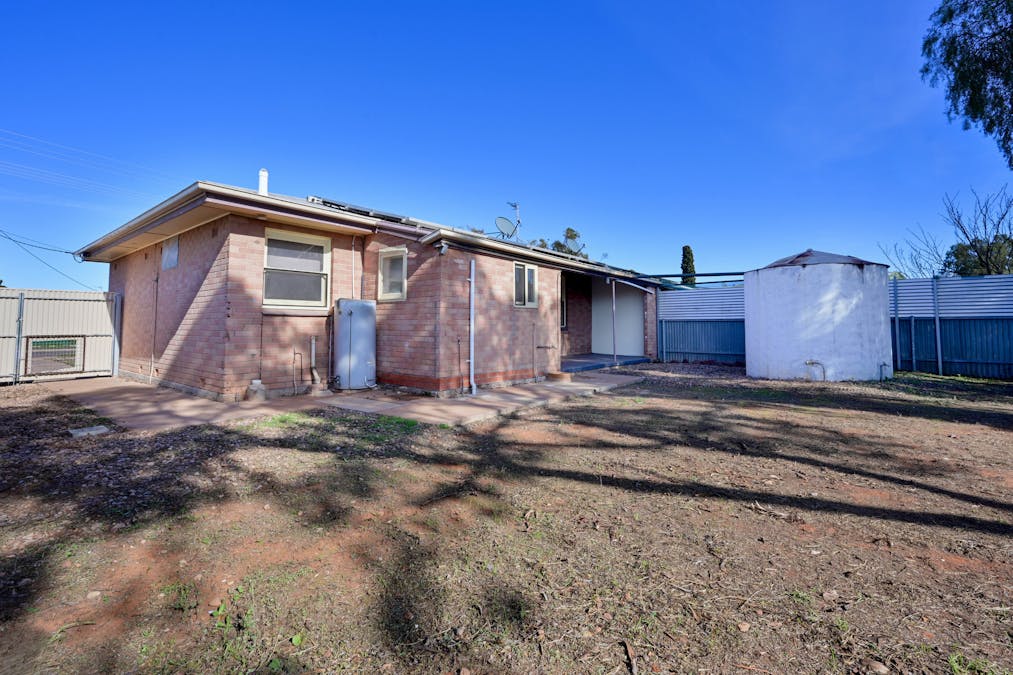 26 Campbell Street, Whyalla Stuart, SA, 5608 - Image 11