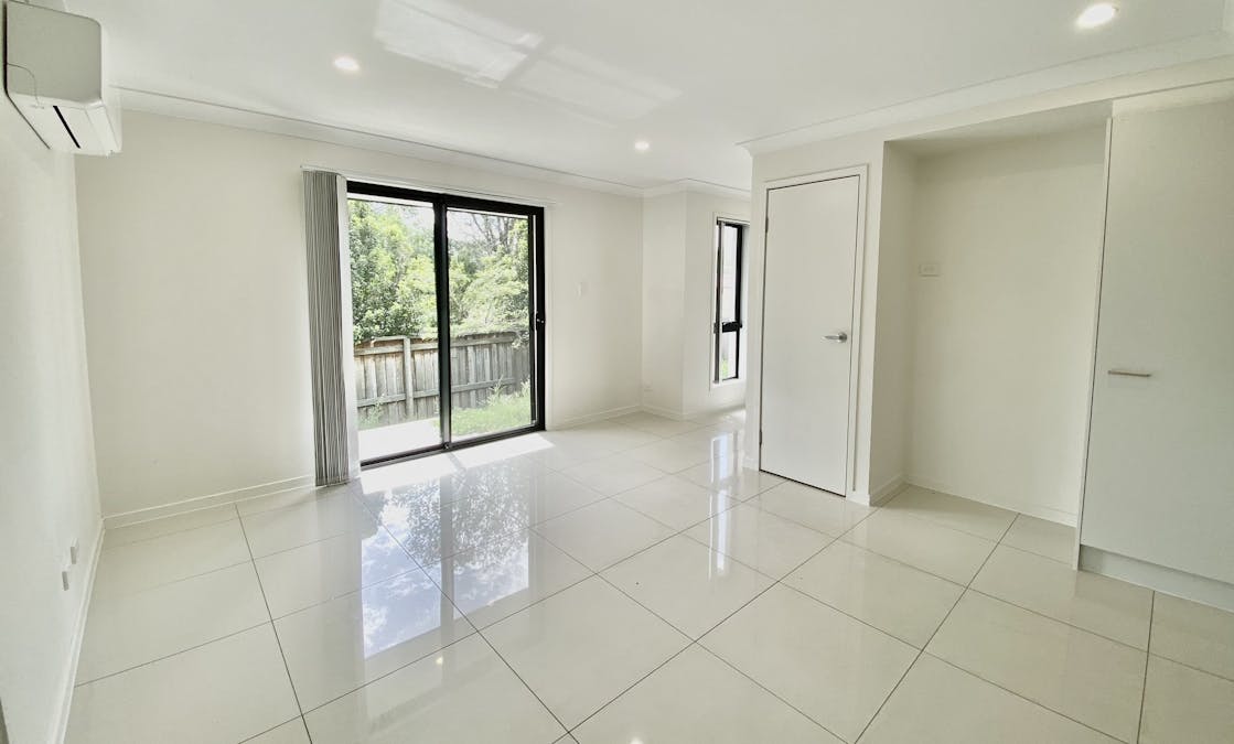 2/1 Swallowtail Street, Rosewood, QLD, 4340 - Image 3