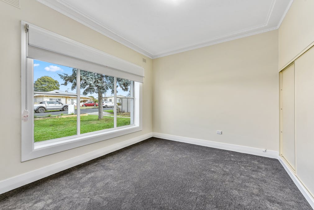 26 Vansittart Road, Mount Gambier, SA, 5290 - Image 6