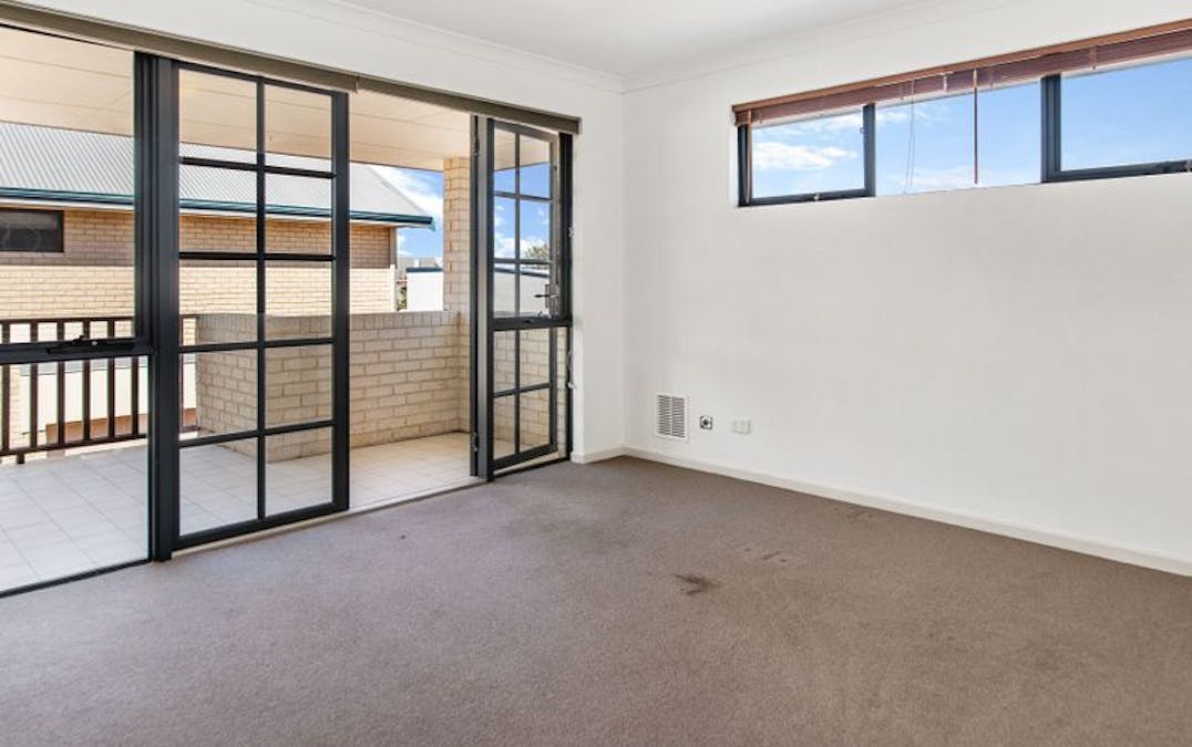 9/5 Carey Street, Bunbury, WA, 6230 - Image 5