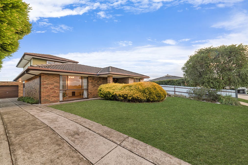 2 Lord Street, Hamilton, VIC, 3300 - Image 1