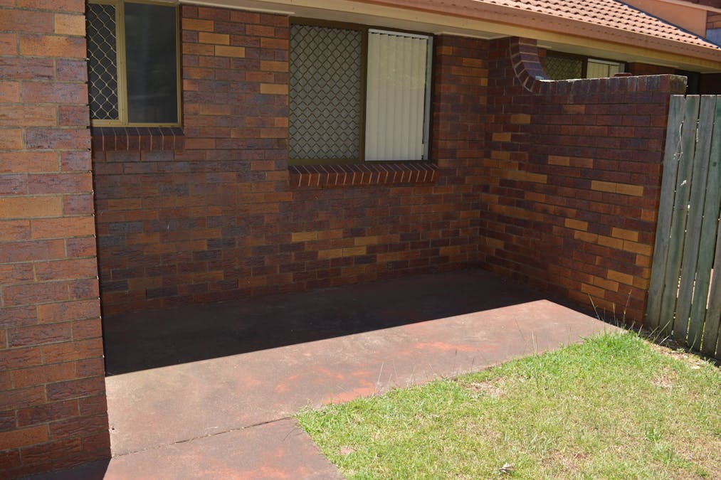 2/16 Wuth Street, Darling Heights, QLD, 4350 - Image 9