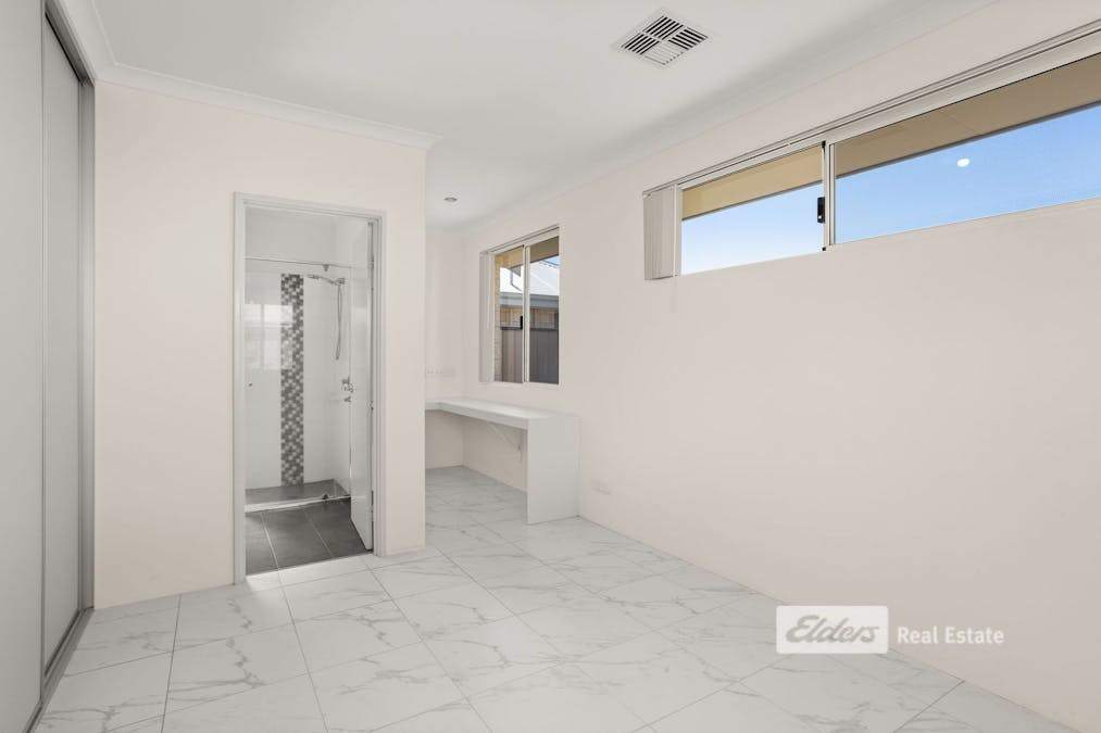16  Currawong Way, Australind, WA, 6233 - Image 8