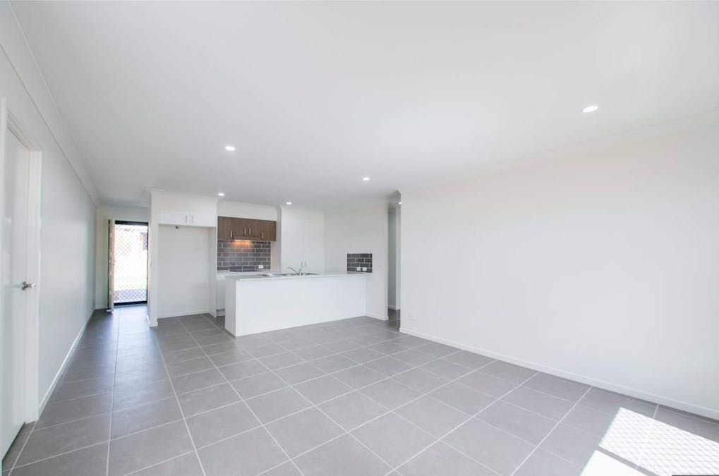 44 Homevale Drive, South Ripley, QLD, 4306 - Image 2