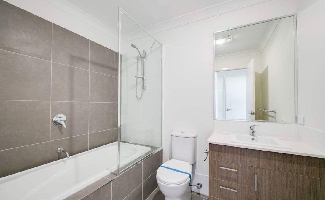 44 Homevale Drive, South Ripley, QLD, 4306 - Image 8
