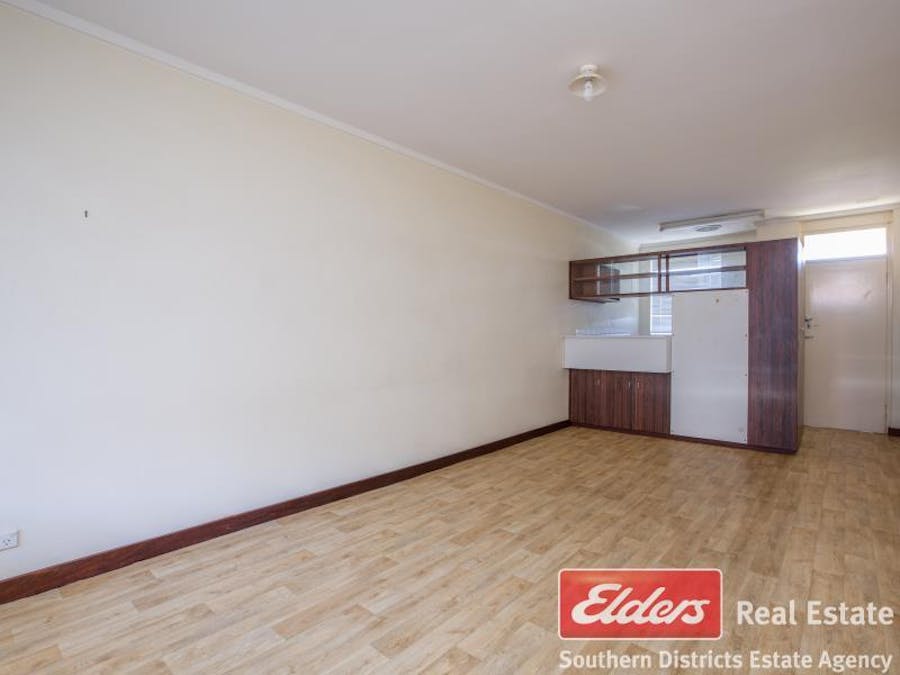 8/13 Scott Street, Bunbury, WA, 6230 - Image 2