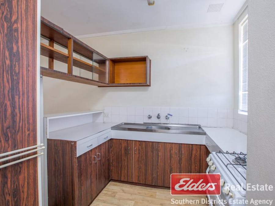 8/13 Scott Street, Bunbury, WA, 6230 - Image 3