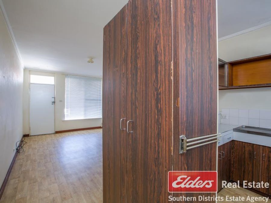 8/13 Scott Street, Bunbury, WA, 6230 - Image 4