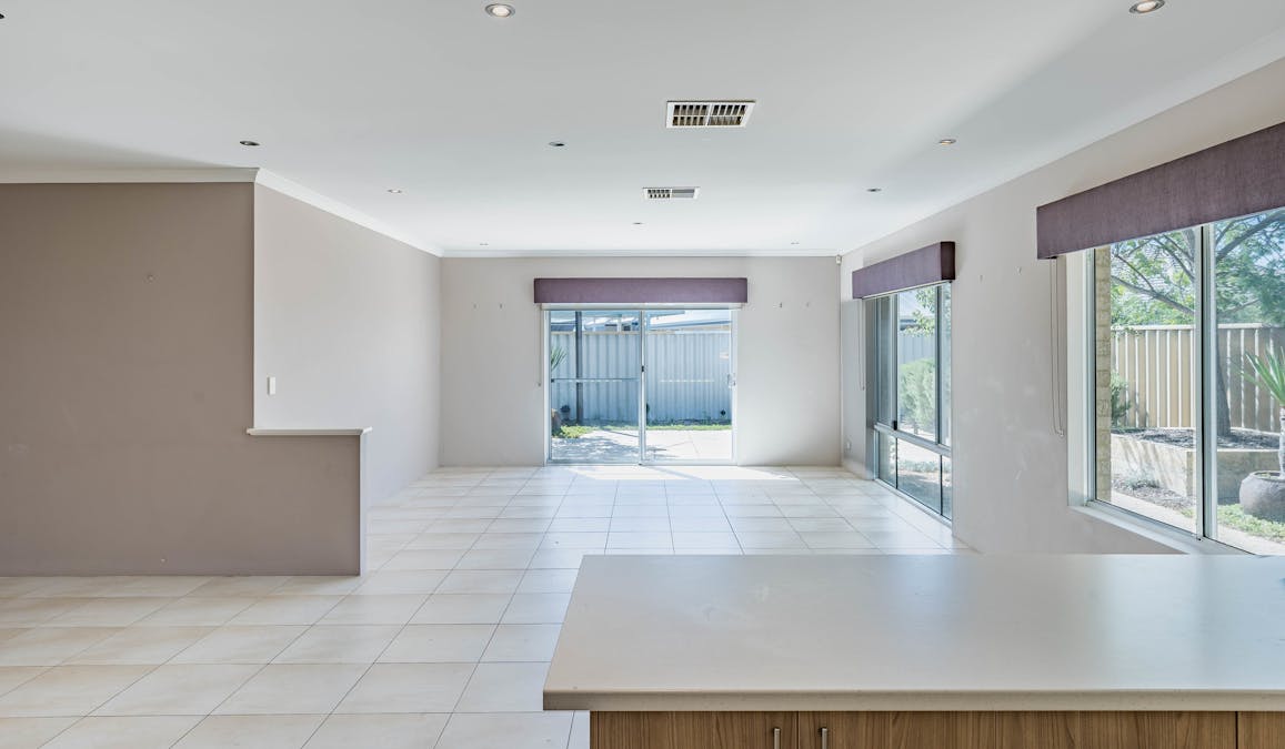 53 Millbridge Boulevard, Millbridge, WA, 6232 - Image 4