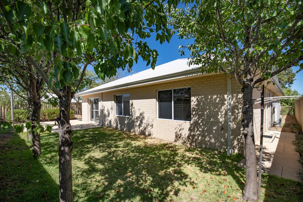 53 Millbridge Boulevard, Millbridge, WA, 6232 - Image 20