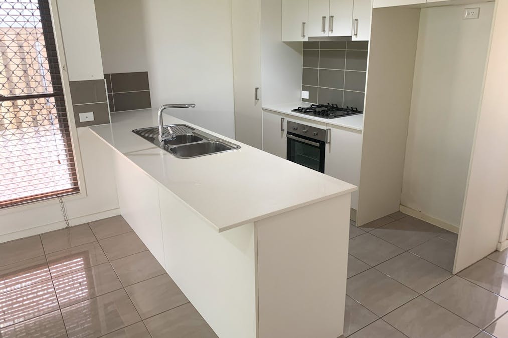 26 Harmony Drive, Clinton, QLD, 4680 - Image 5