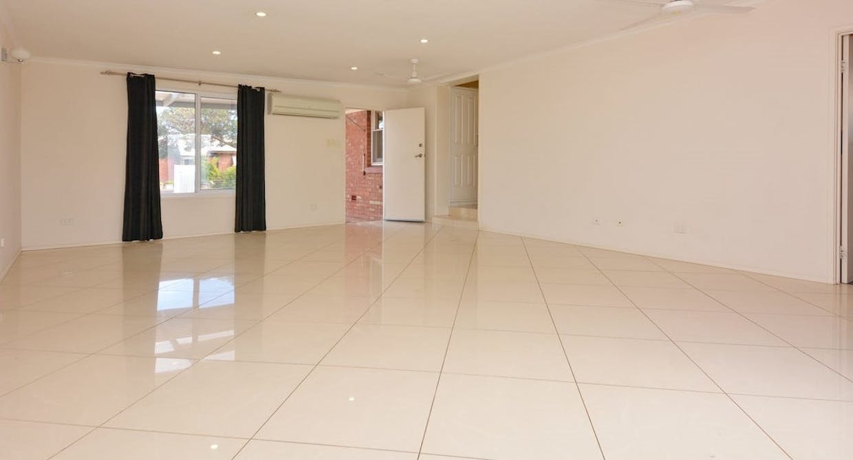 4 Kinnane Street, Whyalla Norrie, SA, 5608 - Image 4