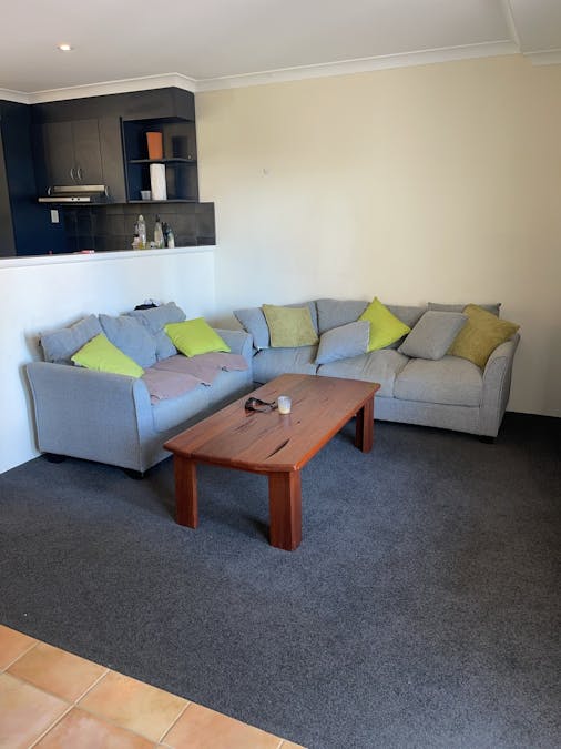4/32 Marlston Drive, Bunbury, WA, 6230 - Image 2