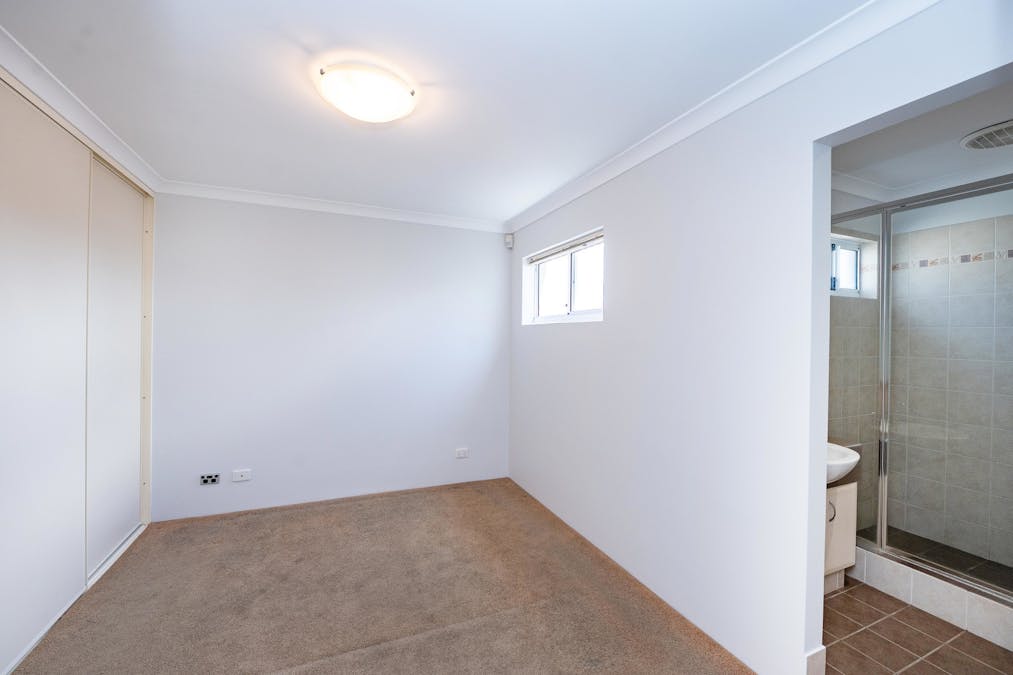 2/6 Kendle Close, Pelican Point, WA, 6230 - Image 5