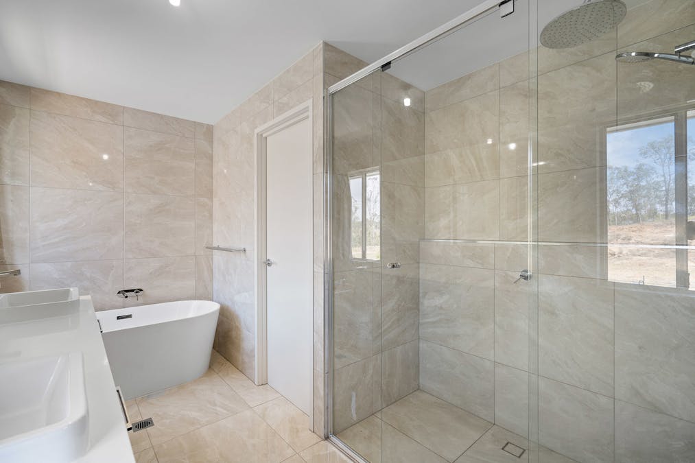 24 Minerva Street, South Ripley, QLD, 4306 - Image 11