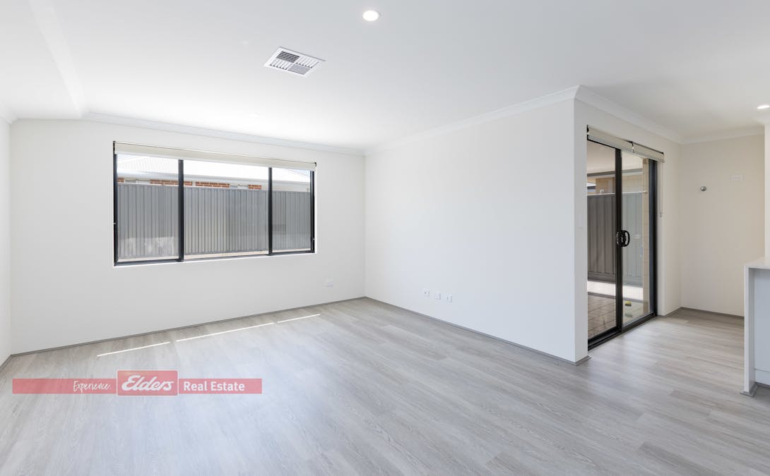 8 Fielders Street, Dayton, WA, 6055 - Image 11
