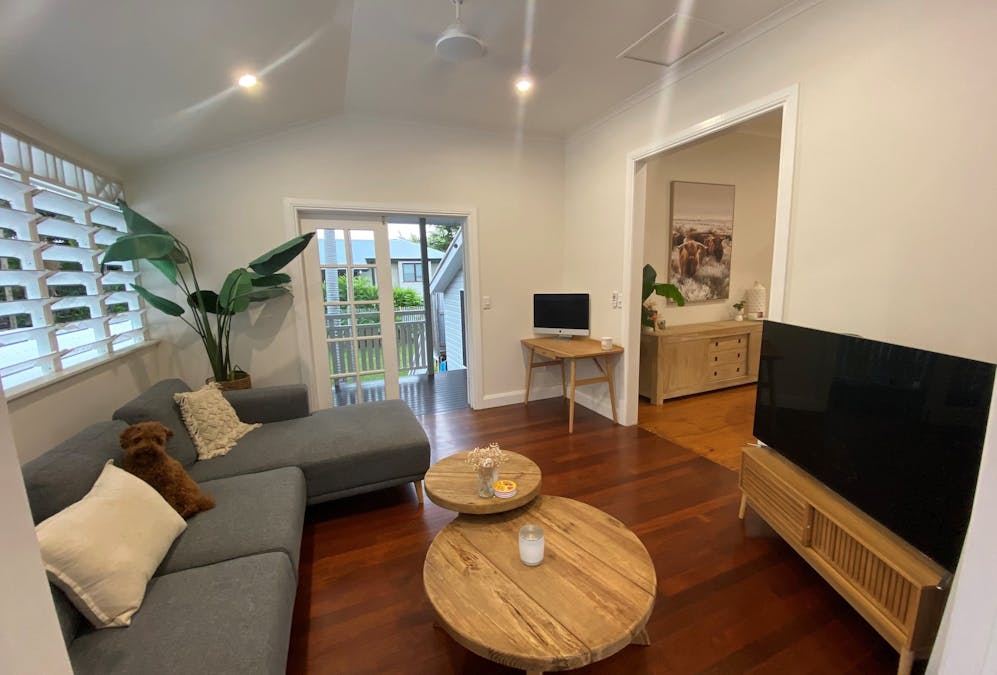 12 Fifth Street, Railway Estate, QLD, 4810 - Image 2