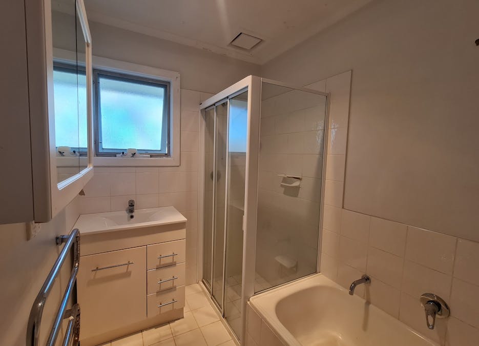 8 Holloway Crescent, Mount Gambier, SA, 5290 - Image 6