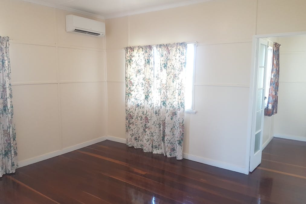45 Sutton Street, Barney Point, QLD, 4680 - Image 11