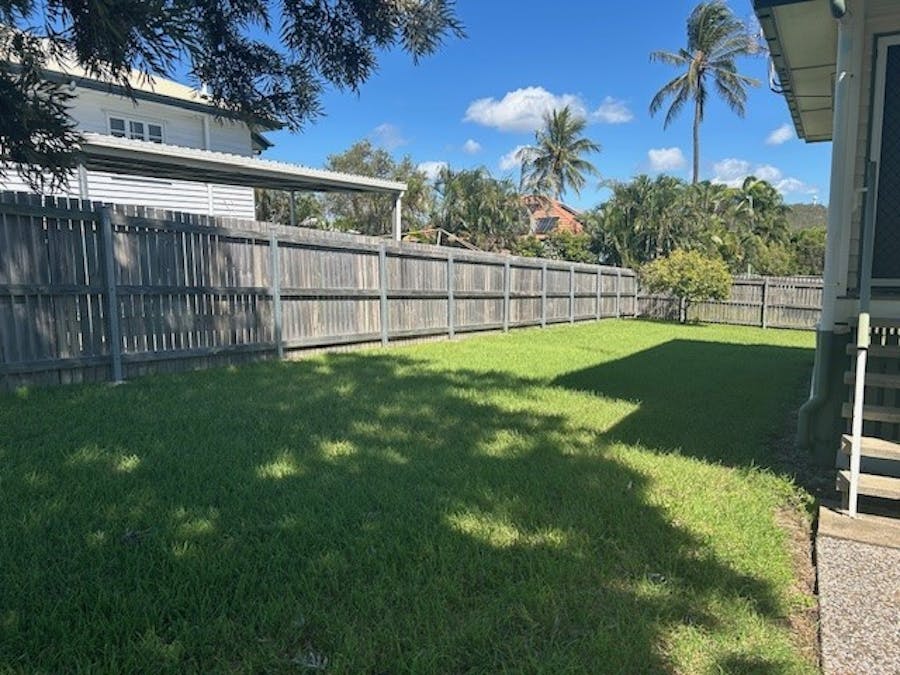 45 Sutton Street, Barney Point, QLD, 4680 - Image 17