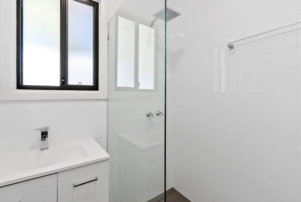 11 Parks Street, Burra, SA, 5417 - Image 14