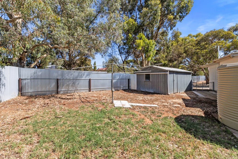 11 Parks Street, Burra, SA, 5417 - Image 20