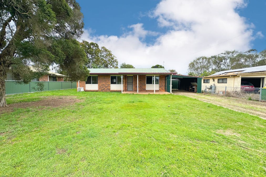 33 Bell Street, Walloon, QLD, 4306 - Image 13