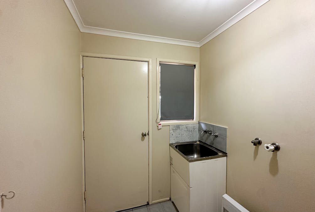 33 Bell Street, Walloon, QLD, 4306 - Image 10