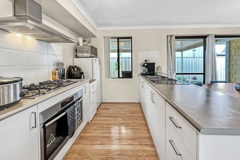 16A Wollaston Crescent, East Bunbury, WA, 6230 - Image 6