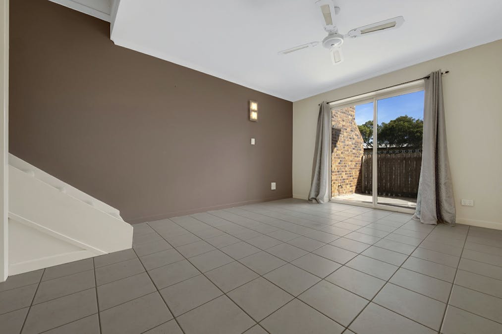 6/46 J Hickey Avenue, Clinton, QLD, 4680 - Image 4