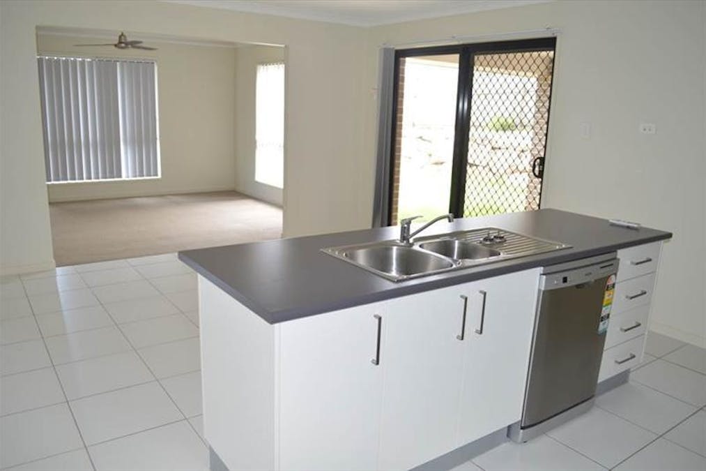 3 Dampier Court, Glen Eden, QLD, 4680 - Image 3
