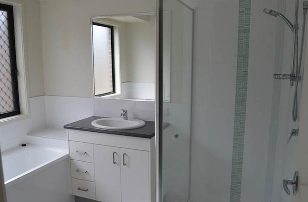 3 Dampier Court, Glen Eden, QLD, 4680 - Image 5