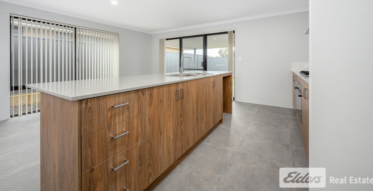 21 Brassica Street, Wellard, WA, 6170 - Image 10