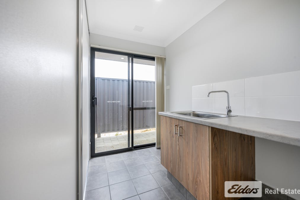21 Brassica Street, Wellard, WA, 6170 - Image 15