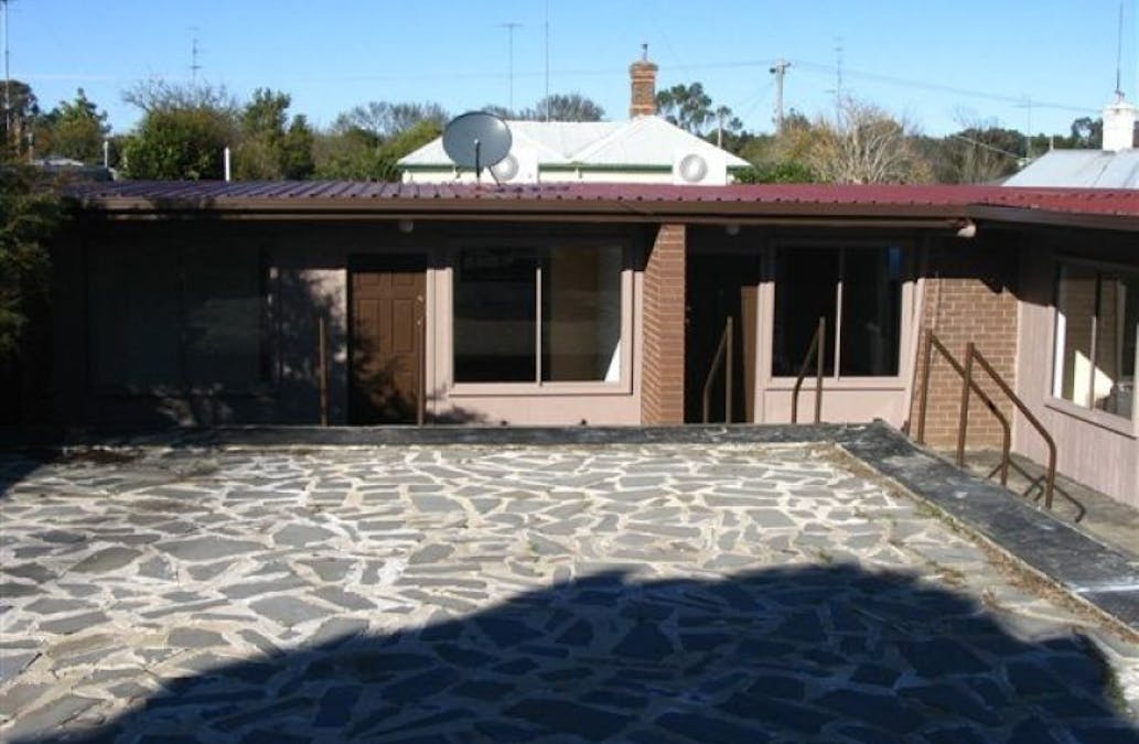 3/10 Tennyson Street, Hamilton, VIC, 3300 - Image 3