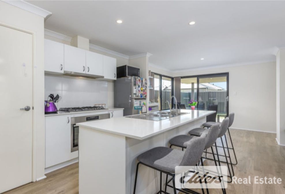 78 Bottlenose Circuit, Waikiki, WA, 6169 - Image 10