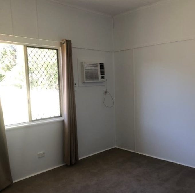 71 Nicholson Street, Dalby, QLD, 4405 - Image 8