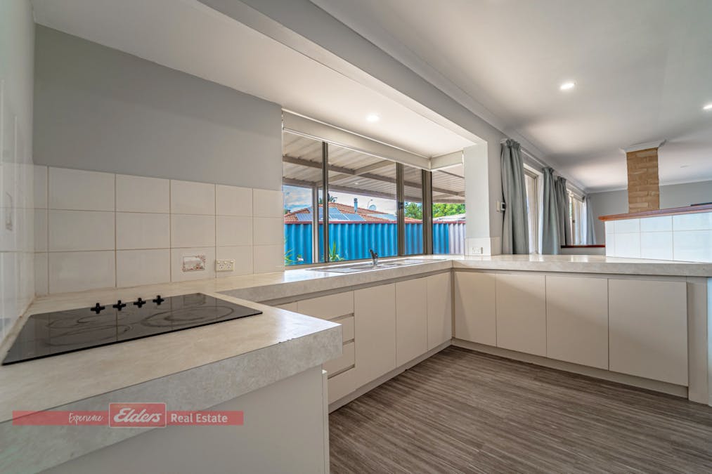24 Manila Place, Warnbro, WA, 6169 - Image 11
