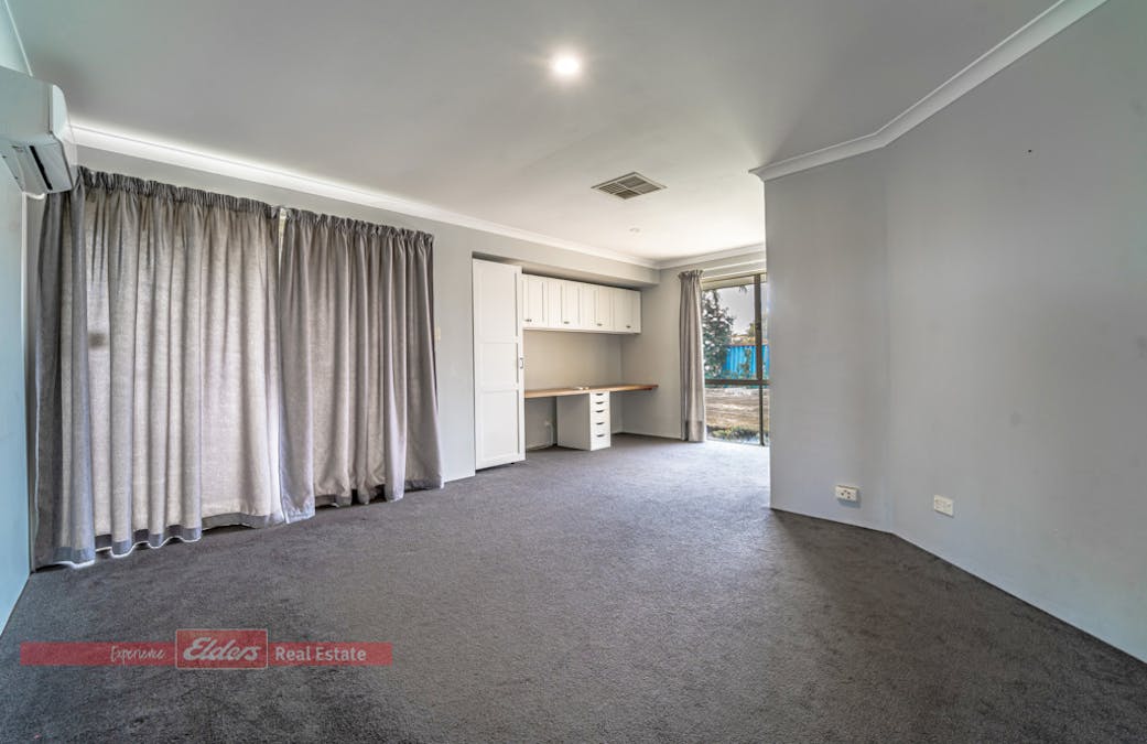 24 Manila Place, Warnbro, WA, 6169 - Image 15