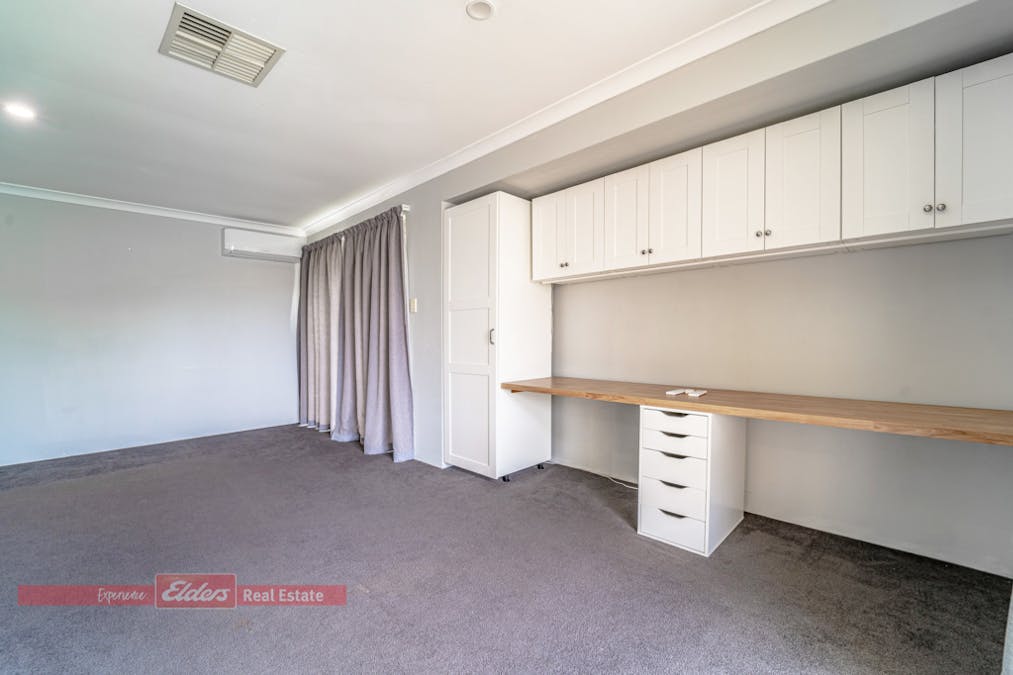24 Manila Place, Warnbro, WA, 6169 - Image 16