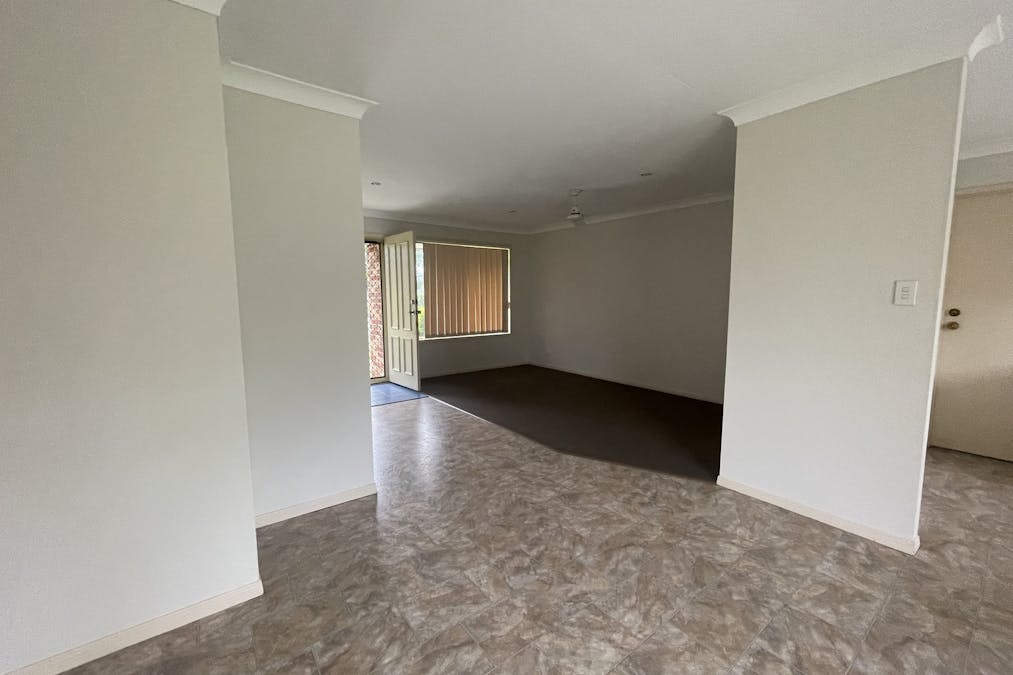 40 Briggs Road, Raceview, QLD, 4305 - Image 4